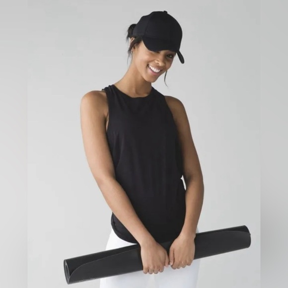 Lululemon In the Open Tank - Picture 2 of 9